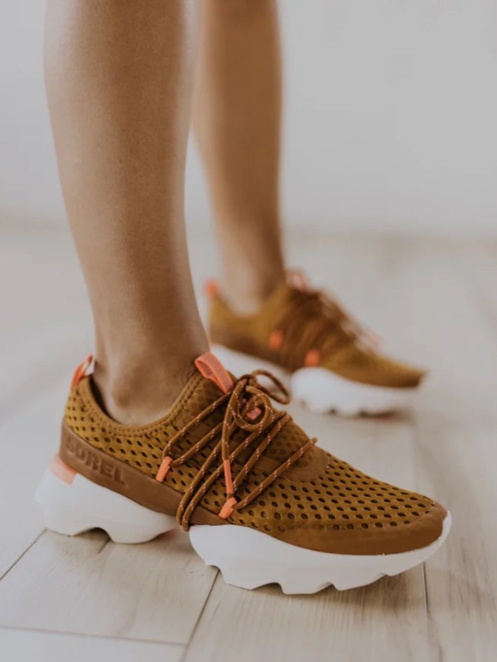 Sorel Kinetic Impact Sneakers Size 8